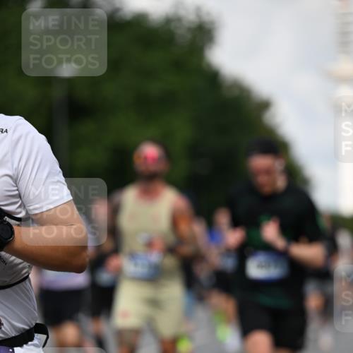 29.06.2025 - hella hamburg halbmarathon Dr. Thomas Lammeyer http://msf.ph/oto/8335763 29.06.2025 09:55:57 Kennedybrücke 1057, 1139, 1169, 1512, 1604, 3305, 3618, 4565, 4871, 4915, 5007, 5011, 5231, 5336, 6373, 6700, 6711, 7185, 7710, 7961, 8564, 8852, 9444, 9547, 10493, 10691, 10741, 11062 meine-sportfotos.de