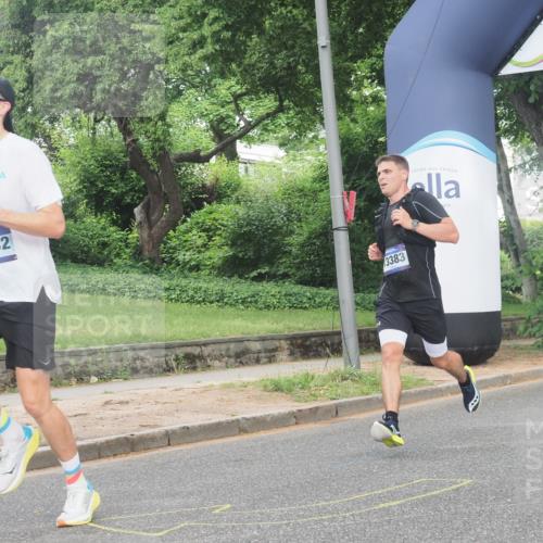 29.06.2025 - hella hamburg halbmarathon KatJ http://msf.ph/oto/8335765 29.06.2025 10:17:56 Zwischen KM18-KM19 5367, 8731 meine-sportfotos.de