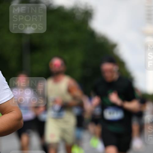 29.06.2025 - hella hamburg halbmarathon Dr. Thomas Lammeyer http://msf.ph/oto/8335785 29.06.2025 09:55:57 Kennedybrücke 1057, 1139, 1169, 1512, 1604, 3305, 3618, 4565, 4871, 4915, 5007, 5011, 5231, 5336, 6373, 6700, 6711, 7185, 7710, 7961, 8564, 8852, 9444, 9547, 10493, 10691, 10741, 11062 meine-sportfotos.de