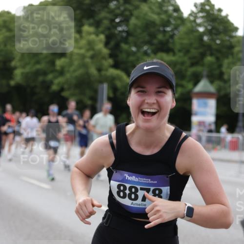 29.06.2025 - hella hamburg halbmarathon Jannik Wohlers http://msf.ph/oto/8335799 29.06.2025 10:40:51 Lombardsbrücke 1317, 1731, 2229, 2805, 3532, 3533, 4412, 4638, 5086, 5225, 5549, 5688, 5689, 5928, 5942, 6088, 6250, 6474, 6793, 6894, 7661, 7821, 7829, 8293, 8385, 8586, 8751, 8769, 8878, 8992, 9962, 10181, 10269, 10407, 10835, 11759, 11851, 13168, 13299, 13373, 13778, 13848, 14037, 14253, 14376, 14776, 15076, 15224, 15953, 16260, 16454, 16559, 16802, 16846, 16981, 17370, 17872, 18142, 18494, 18580, 18844, 18888 meine-sportfotos.de