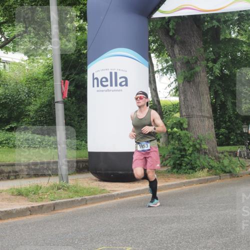 29.06.2025 - hella hamburg halbmarathon KatJ http://msf.ph/oto/8335874 29.06.2025 10:18:04 Zwischen KM18-KM19 1953 meine-sportfotos.de