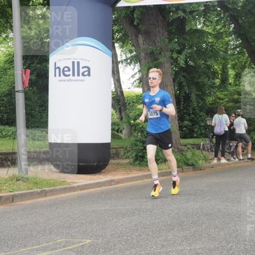 29.06.2025 - hella hamburg halbmarathon KatJ http://msf.ph/oto/8336133 29.06.2025 10:18:07 Zwischen KM18-KM19 1953, 3075 meine-sportfotos.de