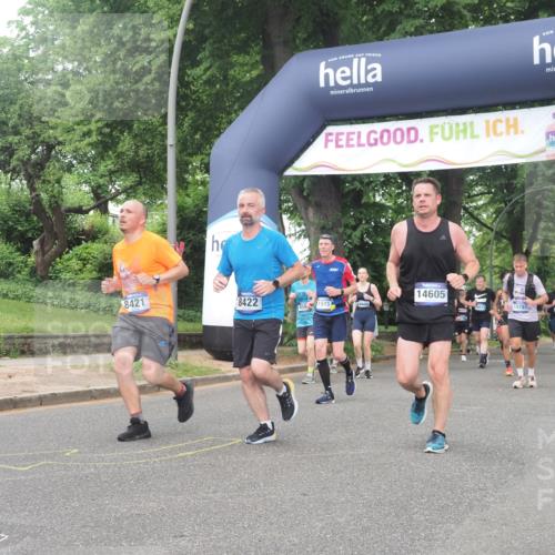 29.06.2025 - hella hamburg halbmarathon KatJ http://msf.ph/oto/8336189 29.06.2025 10:47:51 Zwischen KM18-KM19 1190, 8154, 8421, 8422, 8483 meine-sportfotos.de