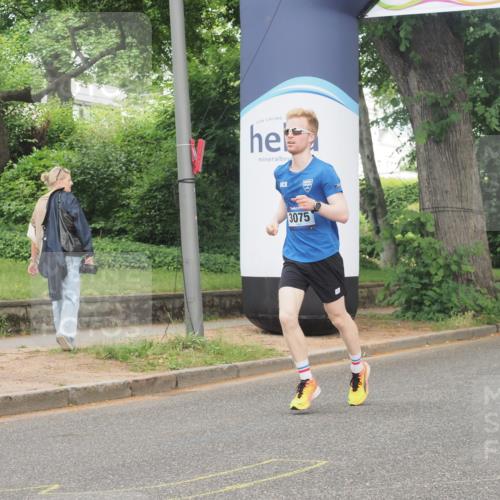 29.06.2025 - hella hamburg halbmarathon KatJ http://msf.ph/oto/8336283 29.06.2025 10:18:07 Zwischen KM18-KM19 1953, 3075 meine-sportfotos.de