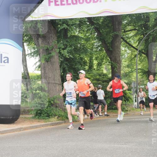29.06.2025 - hella hamburg halbmarathon KatJ http://msf.ph/oto/8336561 29.06.2025 10:18:18 Zwischen KM18-KM19  meine-sportfotos.de