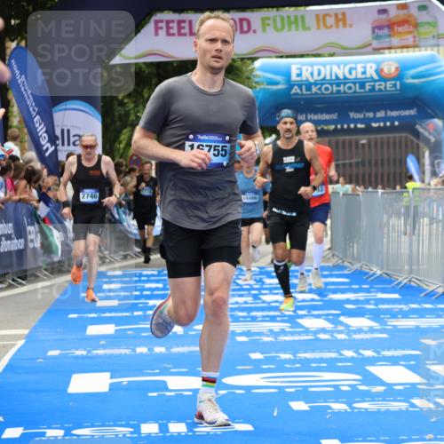 29.06.2025 - hella hamburg halbmarathon Strokosch-Dieckow http://msf.ph/oto/8336565 29.06.2025 10:33:42 Ziel 1053, 1396, 1743, 2228, 2243, 2746, 2836, 4246, 5193, 12595, 13771, 14310, 14466, 14975, 16243, 16755, 17191 meine-sportfotos.de