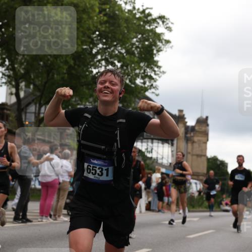 29.06.2025 - hella hamburg halbmarathon Yannick Fuchs http://msf.ph/oto/8336590 29.06.2025 10:51:56 20KM 1595, 1611, 2025, 2488, 2656, 2759, 2806, 2840, 2883, 2907, 3093, 3859, 4319, 4426, 4467, 4502, 4579, 4632, 4708, 4833, 5277, 5341, 5926, 6104, 6138, 6147, 6531, 6595, 7138, 7189, 8322, 8585, 9316, 9485, 10599, 10788, 11645, 12585, 13465, 13816, 13880, 14266, 14571, 15217, 15229, 16517, 16531, 17405, 17415, 17455, 17543, 17827, 18068, 18180, 18492, 18501, 18587, 18762, 18891 meine-sportfotos.de