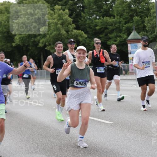 29.06.2025 - hella hamburg halbmarathon Jannik Wohlers http://msf.ph/oto/8336819 29.06.2025 10:40:56 Lombardsbrücke 1536, 1542, 1731, 2229, 2258, 2805, 3344, 3532, 3533, 3623, 4412, 4415, 4610, 5225, 5688, 5689, 5928, 5942, 6088, 6250, 6793, 6894, 7022, 7023, 7821, 8293, 8385, 8586, 8751, 8878, 8992, 9962, 10181, 10483, 10835, 11166, 11209, 11437, 11438, 11851, 12481, 13168, 13299, 13373, 13778, 13877, 14037, 14253, 14376, 15076, 15224, 15953, 16260, 16454, 16550, 16559, 16846, 17370, 18494, 18814, 18888 meine-sportfotos.de