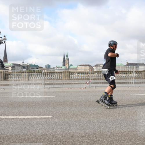 29.06.2025 - hella hamburg halbmarathon Lena Gebhardt http://msf.ph/oto/8336963 29.06.2025 09:09:02 Lombardsbrücke 78 meine-sportfotos.de