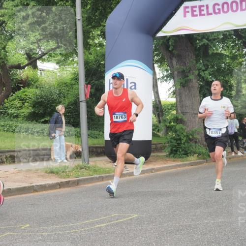 29.06.2025 - hella hamburg halbmarathon KatJ http://msf.ph/oto/8337008 29.06.2025 10:18:20 Zwischen KM18-KM19  meine-sportfotos.de