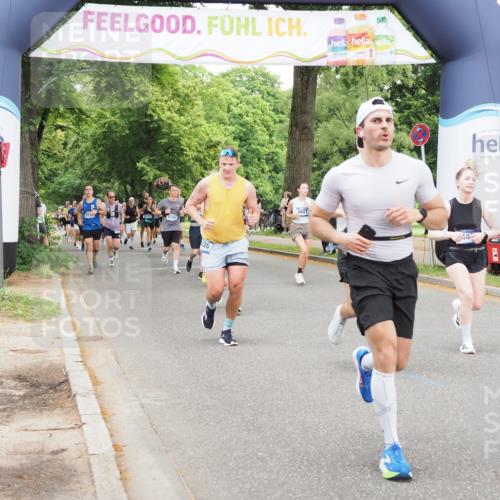 29.06.2025 - hella hamburg halbmarathon MichiJ http://msf.ph/oto/8337417 29.06.2025 10:39:22 Zwischen KM18-KM19 4635, 6776, 7409, 9082, 9876, 12580, 14865, 15426, 16929, 18801 meine-sportfotos.de