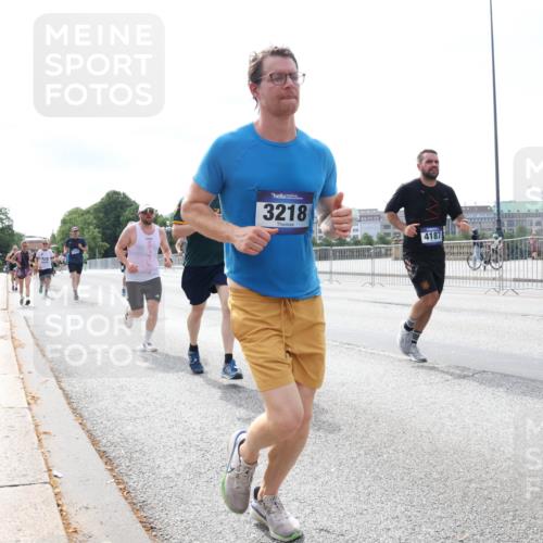 29.06.2025 - hella hamburg halbmarathon Lena Gebhardt http://msf.ph/oto/8337532 29.06.2025 10:13:23 Lombardsbrücke 3218, 4187, 1007, 1020, 1051, 1747, 1859, 2055, 2721, 2904, 2942, 2961, 3218, 3360, 3728, 3729, 4187, 4532, 4795, 4950, 5232, 5546, 6026, 6489, 6717, 6724, 7346, 7446, 7447, 7460, 7873, 7913, 8279, 8398, 8405, 8913, 9128, 9141, 9527, 9612, 10402, 11720, 12492, 12928, 12929, 13331, 13928, 14404, 15531, 15663, 15922, 16030, 16255, 16323, 16437, 16491, 17472, 17474, 17699, 17988, 18048, 18222, 18231, 18320, 18732 meine-sportfotos.de