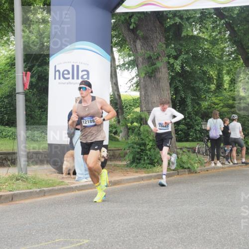 29.06.2025 - hella hamburg halbmarathon KatJ http://msf.ph/oto/8337658 29.06.2025 10:18:31 Zwischen KM18-KM19 2075, 3968, 6090 meine-sportfotos.de