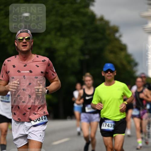 29.06.2025 - hella hamburg halbmarathon Dr. Thomas Lammeyer http://msf.ph/oto/8337724 29.06.2025 10:17:53 Kennedybrücke 1194, 1747, 1939, 2721, 2891, 4001, 4032, 4795, 4962, 5631, 5719, 6089, 7462, 7913, 8001, 8673, 9141, 9612, 9631, 9845, 9886, 10442, 10443, 11355 meine-sportfotos.de