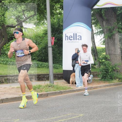 29.06.2025 - hella hamburg halbmarathon KatJ http://msf.ph/oto/8337750 29.06.2025 10:18:31 Zwischen KM18-KM19 2075, 3968, 6090 meine-sportfotos.de