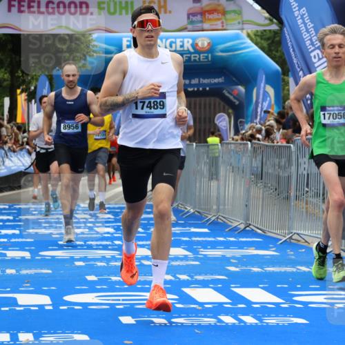 29.06.2025 - hella hamburg halbmarathon Strokosch-Dieckow http://msf.ph/oto/8337836 29.06.2025 10:33:23 Ziel 1959, 4602, 4679, 7723, 8956, 15326, 16881, 16931, 17056, 17489, 18731 meine-sportfotos.de