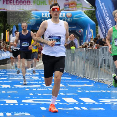29.06.2025 - hella hamburg halbmarathon Strokosch-Dieckow http://msf.ph/oto/8337931 29.06.2025 10:33:23 Ziel 1959, 4602, 4679, 7723, 8956, 15326, 16881, 16931, 17056, 17489, 18731 meine-sportfotos.de