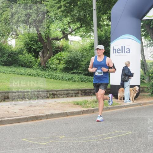 29.06.2025 - hella hamburg halbmarathon KatJ http://msf.ph/oto/8338141 29.06.2025 10:18:35 Zwischen KM18-KM19 2075 meine-sportfotos.de