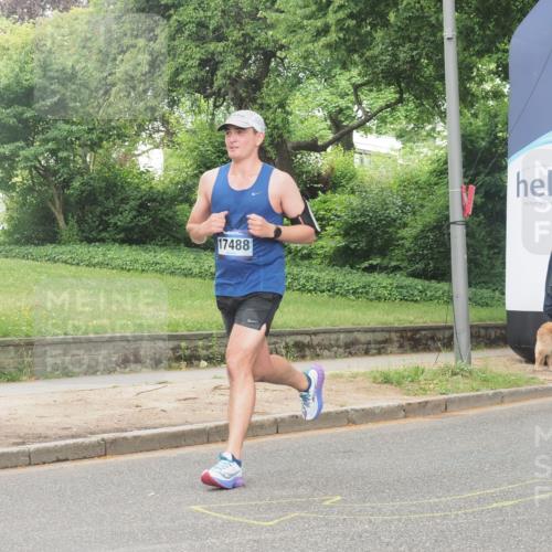 29.06.2025 - hella hamburg halbmarathon KatJ http://msf.ph/oto/8338238 29.06.2025 10:18:36 Zwischen KM18-KM19 2075, 8473 meine-sportfotos.de