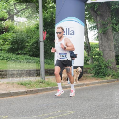 29.06.2025 - hella hamburg halbmarathon KatJ http://msf.ph/oto/8338304 29.06.2025 10:18:37 Zwischen KM18-KM19 8473 meine-sportfotos.de