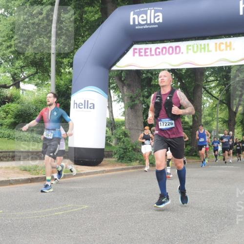 29.06.2025 - hella hamburg halbmarathon KatJ http://msf.ph/oto/8338380 29.06.2025 10:48:09 Zwischen KM18-KM19 1264, 7049, 8721 meine-sportfotos.de