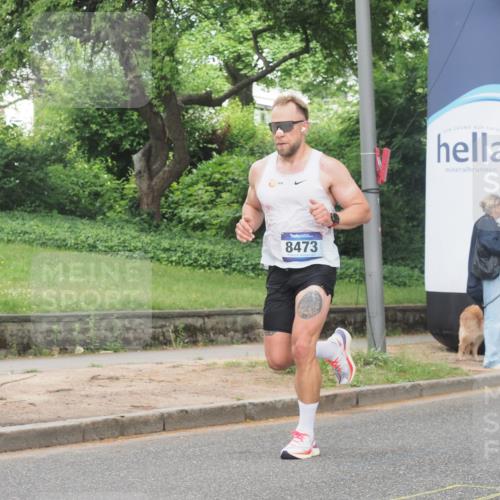 29.06.2025 - hella hamburg halbmarathon KatJ http://msf.ph/oto/8338392 29.06.2025 10:18:38 Zwischen KM18-KM19 8473 meine-sportfotos.de