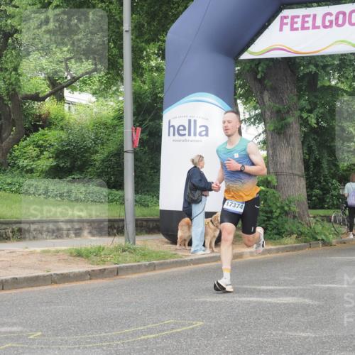 29.06.2025 - hella hamburg halbmarathon KatJ http://msf.ph/oto/8338467 29.06.2025 10:18:39 Zwischen KM18-KM19 8473 meine-sportfotos.de
