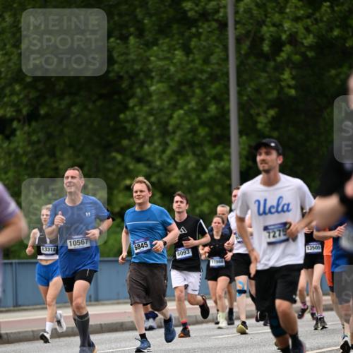29.06.2025 - hella hamburg halbmarathon Dr. Thomas Lammeyer http://msf.ph/oto/8338505 29.06.2025 10:40:11 Kennedybrücke 1036, 1336, 1717, 2352, 2412, 2588, 2827, 3741, 3990, 4413, 4902, 5012, 5240, 5531, 6021, 6381, 6845, 6896, 7111, 7275, 7927, 8356, 8947, 10047, 10119, 10336, 10341, 10567, 11010, 11187, 11198, 11233 meine-sportfotos.de