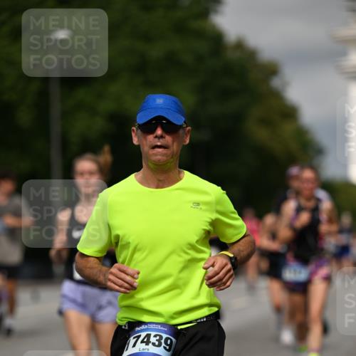 29.06.2025 - hella hamburg halbmarathon Dr. Thomas Lammeyer http://msf.ph/oto/8338572 29.06.2025 10:17:54 Kennedybrücke 1194, 1747, 1939, 2891, 4001, 4032, 4795, 4962, 5631, 5719, 6089, 7462, 7913, 8001, 8673, 9141, 9631, 9845, 9886, 10442, 10443, 11355 meine-sportfotos.de