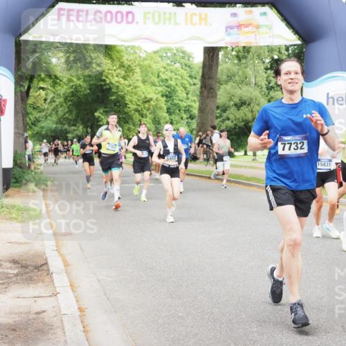 29.06.2025 - hella hamburg halbmarathon MichiJ http://msf.ph/oto/8338579 29.06.2025 10:39:32 Zwischen KM18-KM19 2364, 2396, 4558, 4814, 4839, 5032, 5482, 6562, 6657, 7178, 7724, 7732, 8661, 8710, 8720, 10529, 13792, 14300, 15831, 18249, 18820, 19208 meine-sportfotos.de