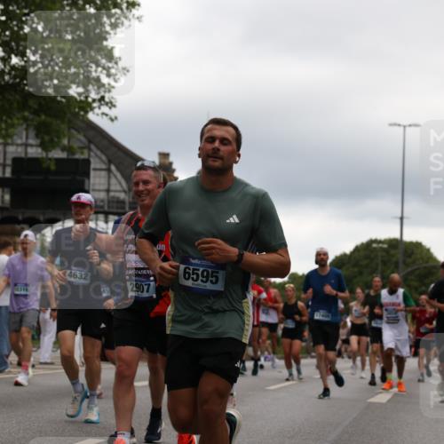 29.06.2025 - hella hamburg halbmarathon Yannick Fuchs http://msf.ph/oto/8338658 29.06.2025 10:52:02 20KM 1595, 1611, 2025, 2488, 2656, 2840, 2907, 3093, 3251, 3859, 4319, 4426, 4467, 4502, 4632, 4708, 4833, 5277, 5341, 5926, 6104, 6138, 6147, 6531, 6592, 6595, 7082, 7138, 7189, 8322, 8585, 9230, 9316, 9485, 10788, 11645, 12378, 12585, 12879, 13465, 13816, 13880, 14266, 14571, 15217, 15434, 15527, 16531, 17405, 17415, 17827, 18068, 18180, 18492, 18501, 18587, 18762, 18891 meine-sportfotos.de