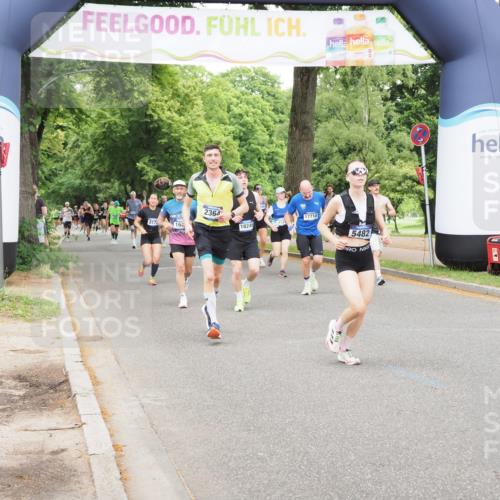 29.06.2025 - hella hamburg halbmarathon MichiJ http://msf.ph/oto/8338666 29.06.2025 10:39:33 Zwischen KM18-KM19 2364, 2396, 4814, 4839, 5032, 5482, 6562, 6657, 7178, 7724, 7732, 8172, 8661, 8710, 8720, 10529, 13792, 14300, 15831, 17710, 18249, 18820 meine-sportfotos.de