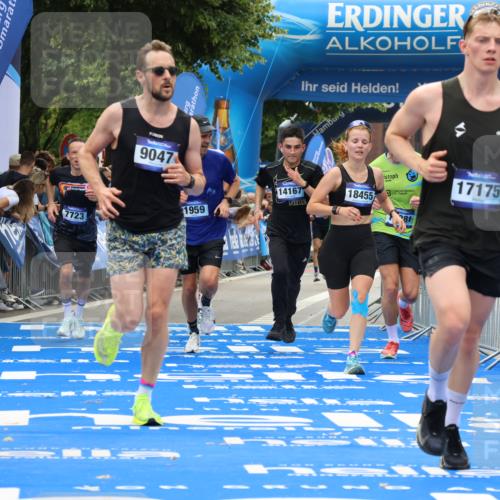 29.06.2025 - hella hamburg halbmarathon Strokosch-Dieckow http://msf.ph/oto/8338831 29.06.2025 10:33:12 Ziel 1910, 1959, 4679, 6473, 7723, 9047, 14167, 14276, 16881, 17175, 17802, 18455 meine-sportfotos.de