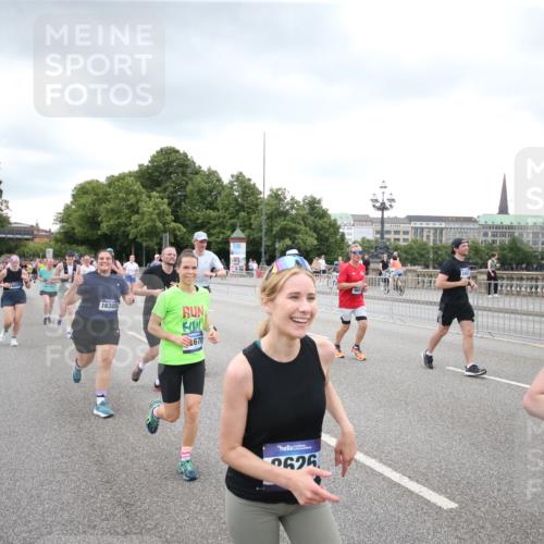29.06.2025 - hella hamburg halbmarathon Jannik Wohlers http://msf.ph/oto/8338936 29.06.2025 10:55:09 Lombardsbrücke 1616, 1873, 1917, 3115, 3244, 5222, 5483, 5487, 7548, 7680, 8527, 8626, 9614, 9618, 9857, 9858, 10094, 10559, 10593, 10885, 11109, 12695, 12902, 14727, 15081, 15116, 16267, 16336, 16385, 16533, 16855, 16926, 17019, 17392, 17396, 18670, 18972 meine-sportfotos.de