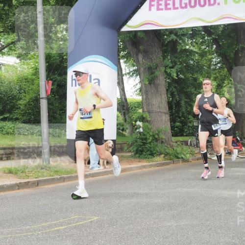 29.06.2025 - hella hamburg halbmarathon KatJ http://msf.ph/oto/8339090 29.06.2025 10:18:47 Zwischen KM18-KM19 1827, 7389 meine-sportfotos.de