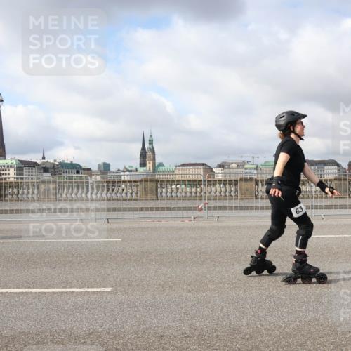 29.06.2025 - hella hamburg halbmarathon Lena Gebhardt http://msf.ph/oto/8339383 29.06.2025 09:09:05 Lombardsbrücke 63 meine-sportfotos.de
