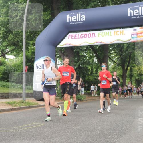 29.06.2025 - hella hamburg halbmarathon KatJ http://msf.ph/oto/8339402 29.06.2025 10:48:17 Zwischen KM18-KM19 2911, 5613, 5870, 7306, 8177, 8590 meine-sportfotos.de