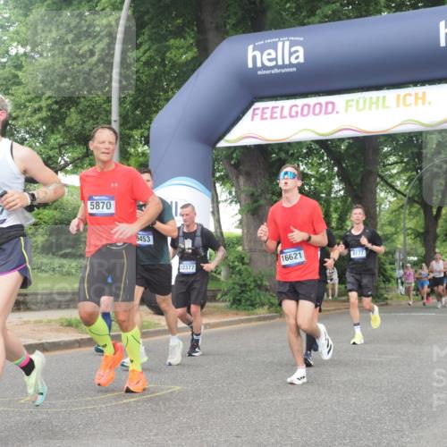 29.06.2025 - hella hamburg halbmarathon KatJ http://msf.ph/oto/8339519 29.06.2025 10:48:18 Zwischen KM18-KM19 2911, 5613, 5870, 7306, 8177, 8590 meine-sportfotos.de