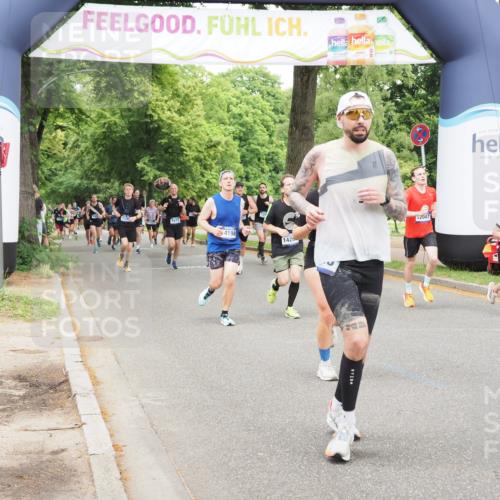29.06.2025 - hella hamburg halbmarathon MichiJ http://msf.ph/oto/8339682 29.06.2025 10:39:47 Zwischen KM18-KM19 1657, 2814, 5008, 5020, 5093, 6198, 7383, 9145, 12519, 14198, 14286, 15427, 15727 meine-sportfotos.de