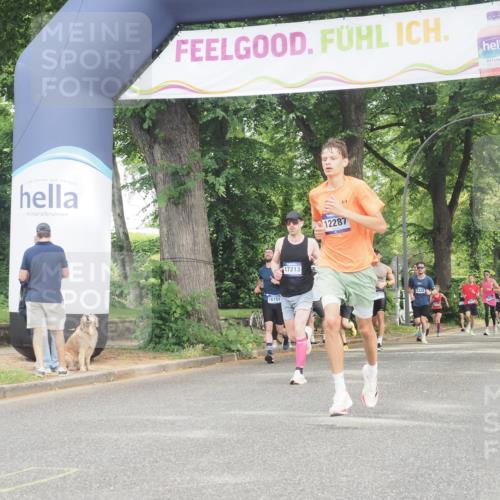 29.06.2025 - hella hamburg halbmarathon KatJ http://msf.ph/oto/8339694 29.06.2025 10:18:58 Zwischen KM18-KM19  meine-sportfotos.de