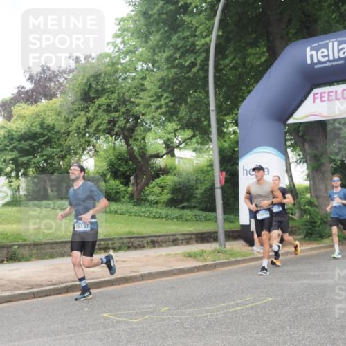 29.06.2025 - hella hamburg halbmarathon KatJ http://msf.ph/oto/8340069 29.06.2025 10:19:02 Zwischen KM18-KM19 1758, 5328 meine-sportfotos.de