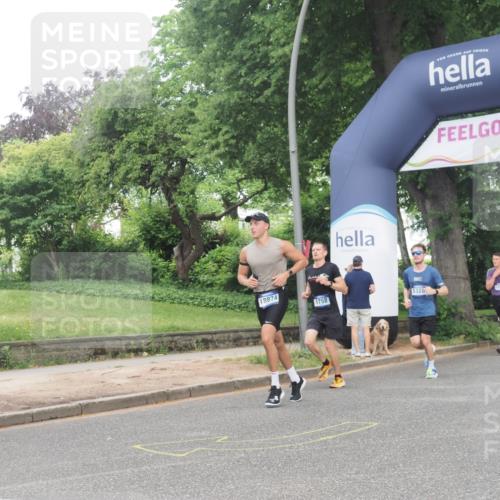 29.06.2025 - hella hamburg halbmarathon KatJ http://msf.ph/oto/8340122 29.06.2025 10:19:02 Zwischen KM18-KM19 1758, 5328 meine-sportfotos.de