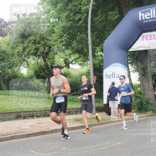 29.06.2025 - hella hamburg halbmarathon KatJ http://msf.ph/oto/8340151 29.06.2025 10:19:03 Zwischen KM18-KM19 1758, 5328 meine-sportfotos.de