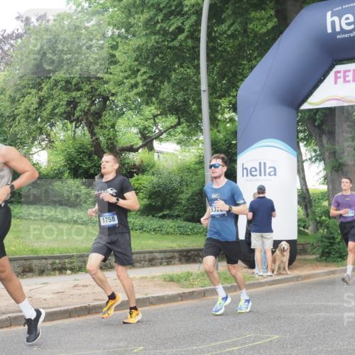 29.06.2025 - hella hamburg halbmarathon KatJ http://msf.ph/oto/8340169 29.06.2025 10:19:03 Zwischen KM18-KM19 1758, 5328 meine-sportfotos.de