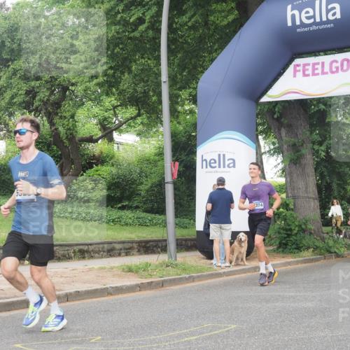 29.06.2025 - hella hamburg halbmarathon KatJ http://msf.ph/oto/8340212 29.06.2025 10:19:04 Zwischen KM18-KM19 1758, 5328 meine-sportfotos.de