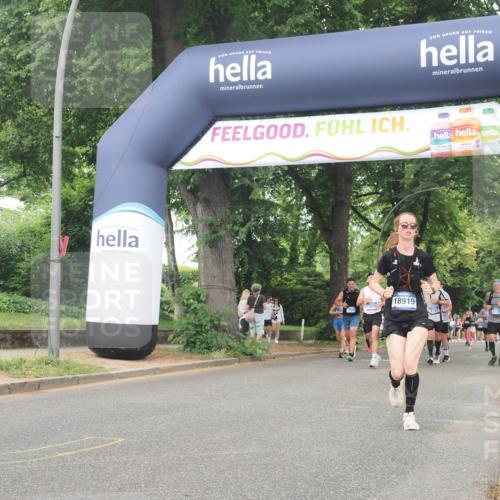29.06.2025 - hella hamburg halbmarathon KatJ http://msf.ph/oto/8340223 29.06.2025 10:48:21 Zwischen KM18-KM19 2911, 5613, 5870, 7306, 8177 meine-sportfotos.de