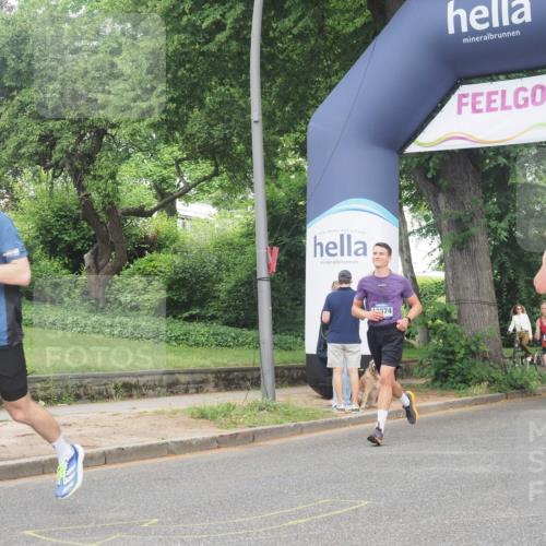 29.06.2025 - hella hamburg halbmarathon KatJ http://msf.ph/oto/8340229 29.06.2025 10:19:04 Zwischen KM18-KM19 1758, 5328 meine-sportfotos.de