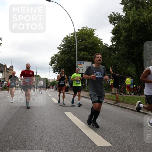 29.06.2025 - hella hamburg halbmarathon Yannick Fuchs http://msf.ph/oto/8340283 29.06.2025 10:52:08 20KM 1319, 1595, 1833, 2488, 2656, 2840, 2907, 3251, 3859, 4319, 4502, 4632, 4708, 4833, 5277, 5341, 5926, 6104, 6138, 6147, 6592, 6595, 7082, 7138, 7189, 7856, 8322, 8585, 9230, 9316, 9485, 10319, 10788, 11394, 11645, 12378, 12495, 12585, 12879, 13287, 13512, 13816, 13880, 14266, 14571, 15197, 15217, 15434, 15527, 16189, 16531, 17405, 17415, 17827, 18068, 18180, 18492, 18501, 18587, 18762, 18891 meine-sportfotos.de
