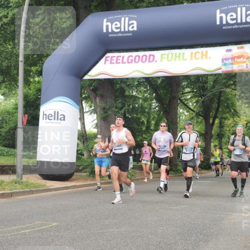 29.06.2025 - hella hamburg halbmarathon KatJ http://msf.ph/oto/8340390 29.06.2025 10:48:24 Zwischen KM18-KM19 1128, 2591, 5613, 8177 meine-sportfotos.de