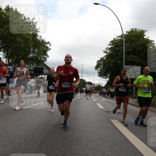 29.06.2025 - hella hamburg halbmarathon Yannick Fuchs http://msf.ph/oto/8340476 29.06.2025 10:52:09 20KM 1319, 1595, 1833, 2488, 2656, 2840, 2907, 3251, 3859, 4319, 4502, 4632, 4708, 4833, 5277, 5341, 5926, 6104, 6138, 6147, 6592, 6595, 7082, 7138, 7189, 7856, 8322, 8585, 9230, 9316, 9485, 10020, 10319, 10788, 11394, 11645, 11846, 12378, 12495, 12585, 12879, 13287, 13512, 13694, 13816, 13880, 14266, 14571, 15197, 15434, 15527, 16189, 16531, 17405, 17415, 17827, 18068, 18180, 18492, 18501, 18587, 18891 meine-sportfotos.de